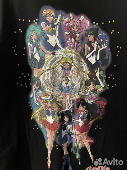 Футболка Sailor Moon Bershka