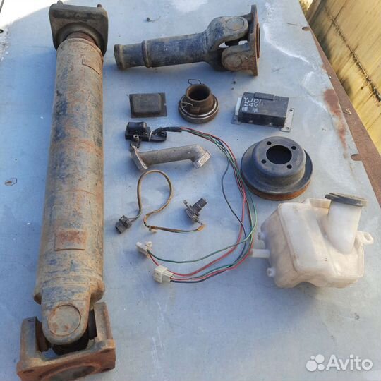 Мелочевка Мазда титан