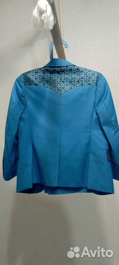 Костюм тройка