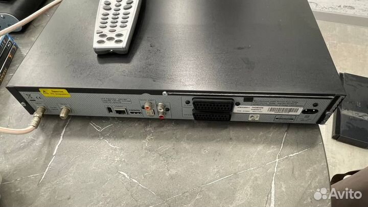 Спутниковый ресивер Thomson DSI 8020