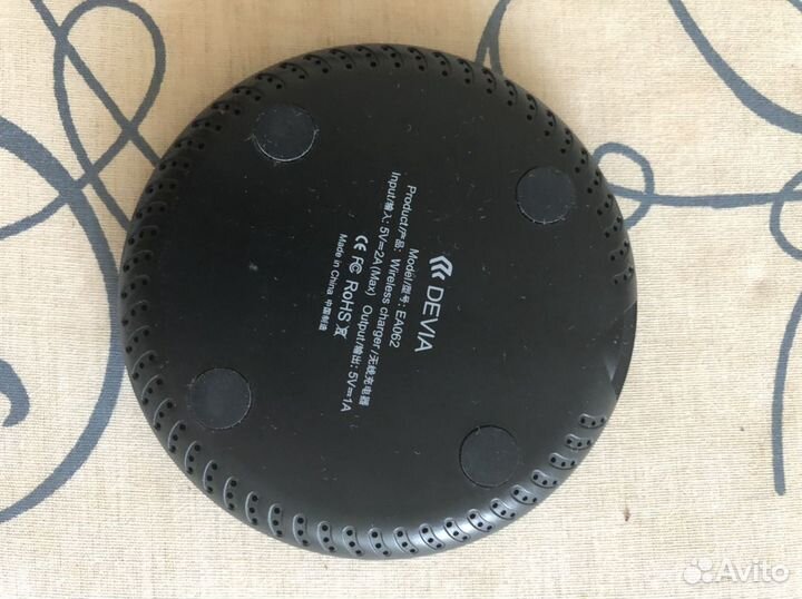 Беспроводное зарядное устройство Devia Allen Wirel