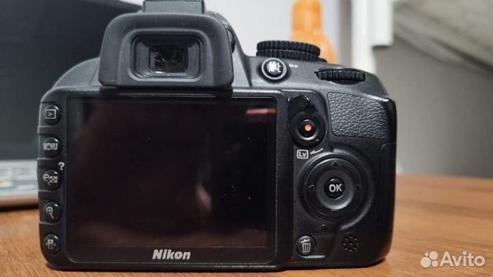 Nikon D3100 with kit 18-55 VR