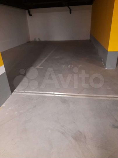 Машиноместо, 14 м²