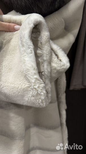 Шуба стриженый бобрик с чернобуркой