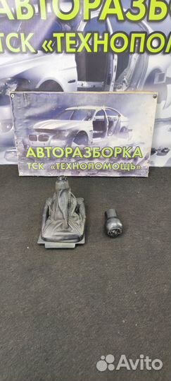 Чехол кулисы кпп Audi 80 B4