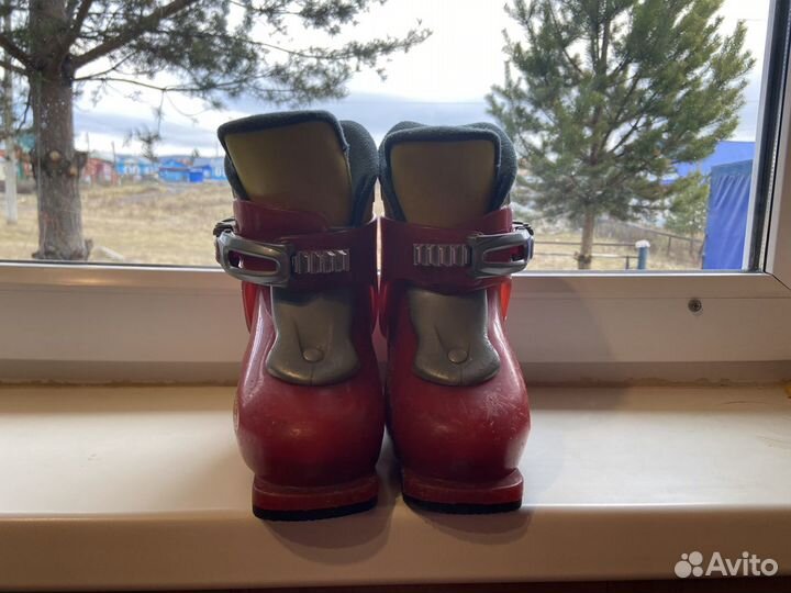 Лыжные ботинки детские