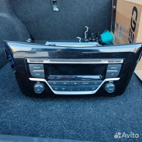 Продам магнитолу Nissan Qashqai j11