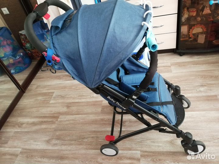 Прогулочная коляска yoya