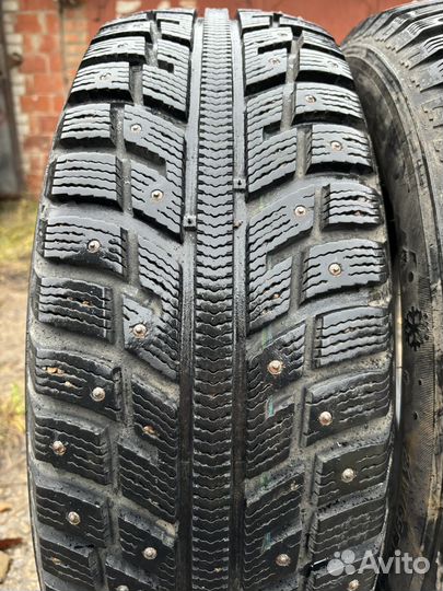 Kumho I'Zen KW22 215/65 R16 98T