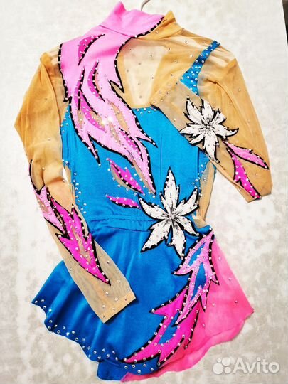 Два купальника для художественной гимнастики