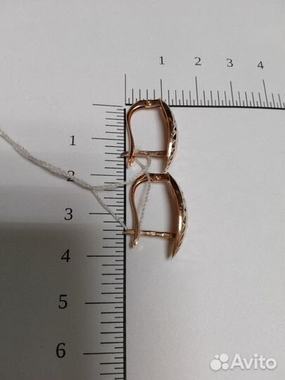 Золотые серьги