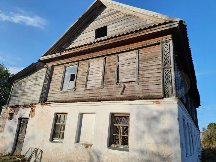 Дом 260 м² на участке 15 сот.