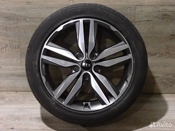 R18 Nexen N Blue HD 235/45, PCD 5x114.3 DIA 67.1