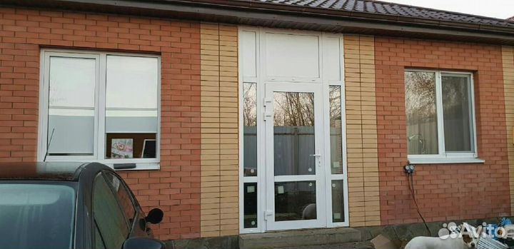 Пластиковые двери