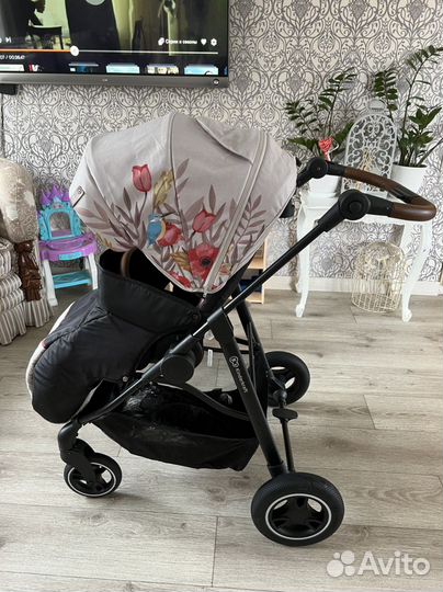 Коляска прогулочная детская с рождения