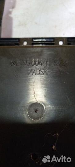 Консоль между сидений Мерседес-Бенс E-Класс W 210