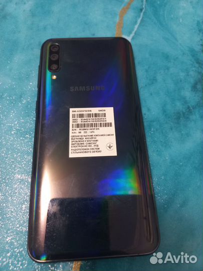 Samsung Galaxy A50, 4/64 ГБ