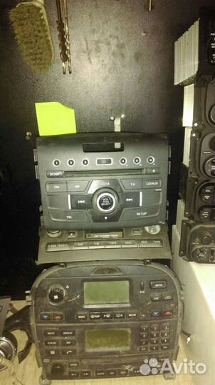 Штатная магнитолы Dodge