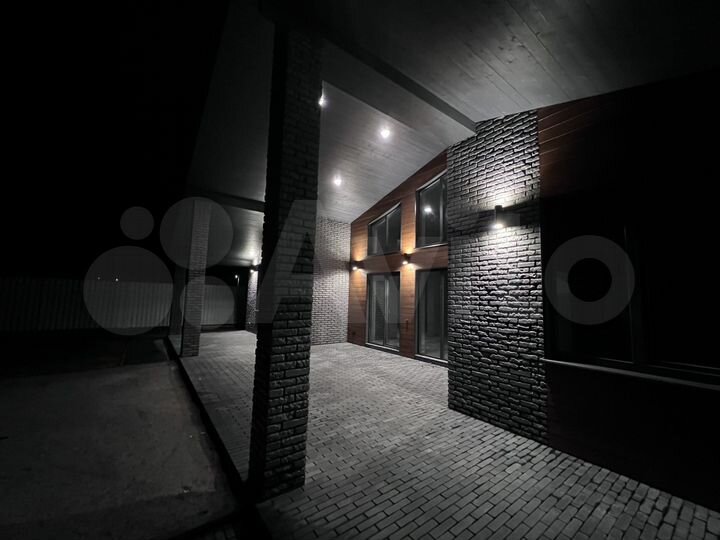 Коттедж 249,4 м² на участке 16 сот.