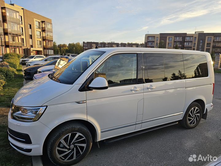 Volkswagen Multivan 2.0 AMT, 2018, 123 300 км