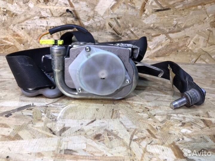 Ремень безопасности передний левый Nissan Armada