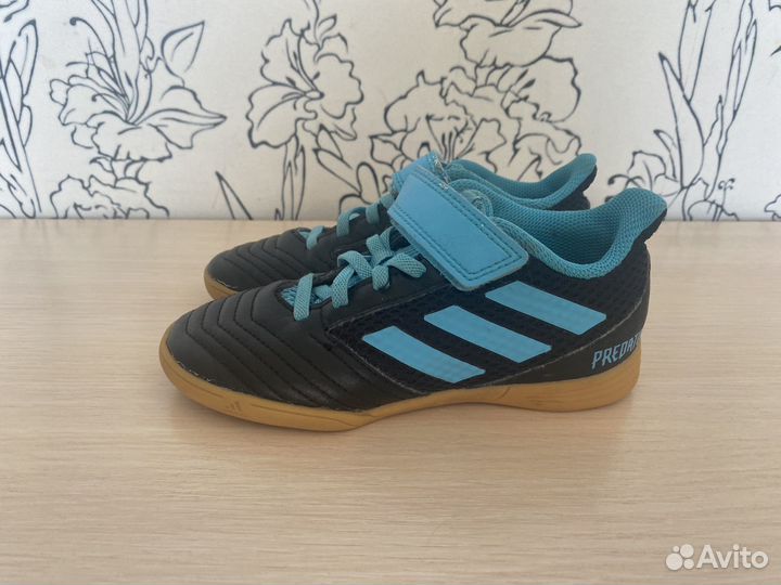 Футзалки adidas детские