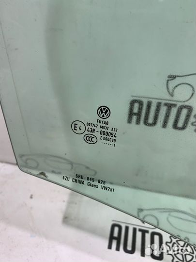 Стекло двери заднее правое Volkswagen Polo sedan