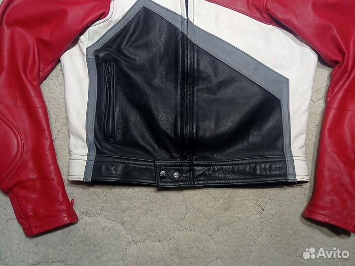 Мотокуртка кожаная