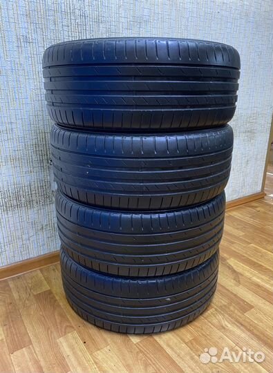 Kumho Ecsta PS71 215/50 R17