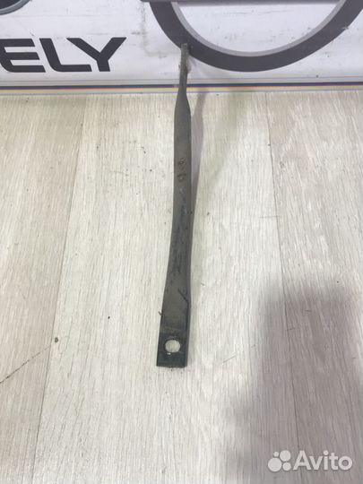 Стойка крепление подрамника Nissan almera G15