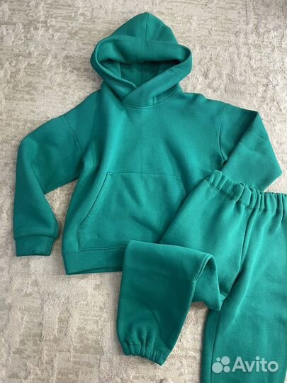 Костюм спортивный