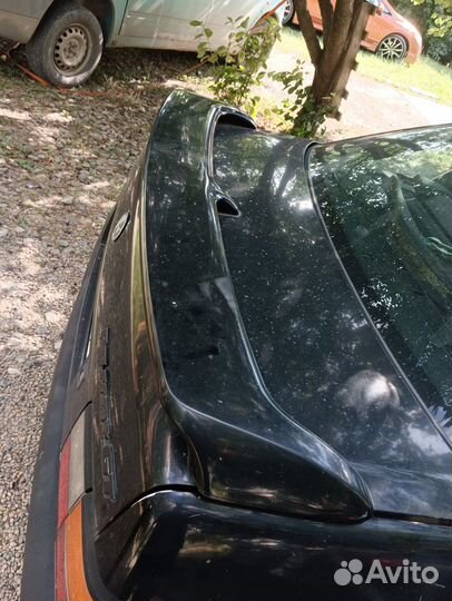 Спойлер на крышку багажника