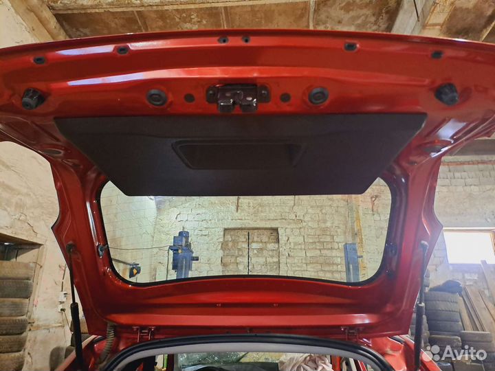 Крышка багажника LADA Xray