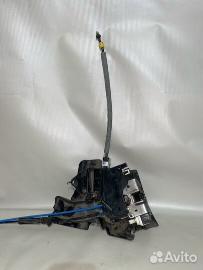 Mercedes W204 07- Замок задней левой двери 473