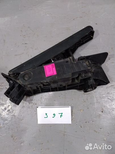 Педаль газа Volkswagen Tiguan