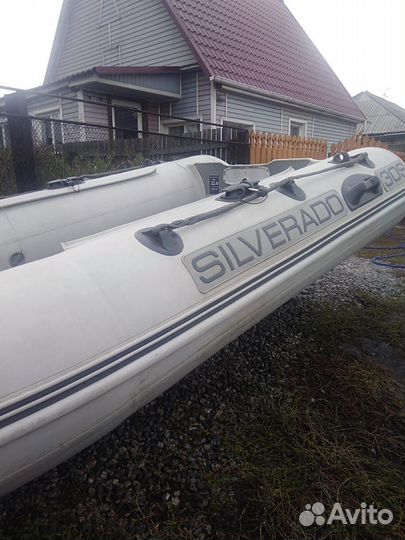 Лодка Сильверадо 30s