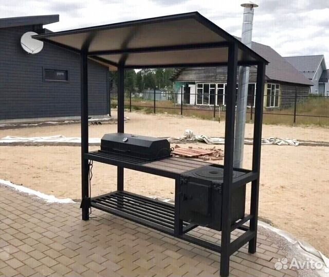 Мангал с крышей