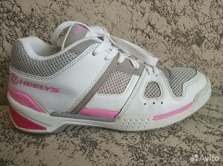 Роликовые кроссовки Heelys (размер 35)