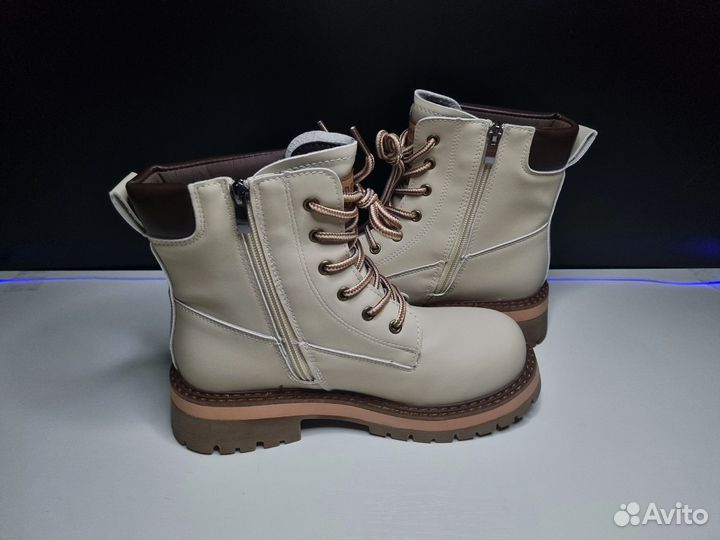 Ботинки женские демисезонные