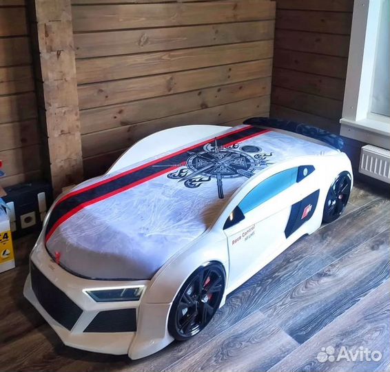 Кровать машина