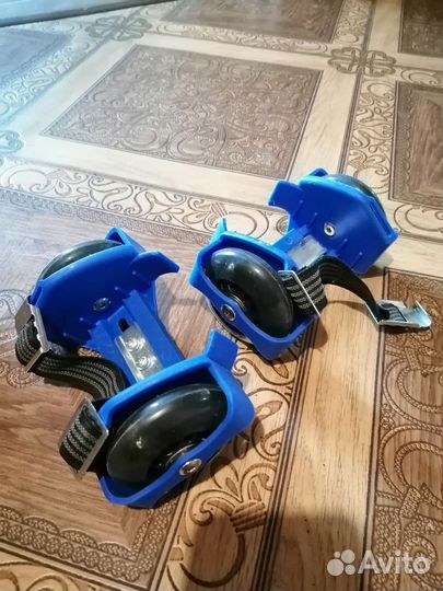 Ролики на обувь