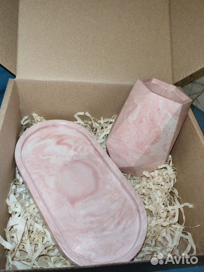 Изделия из гипса