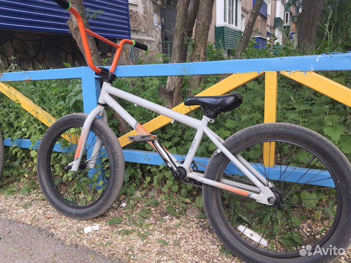 Трюковой велосипед bmx