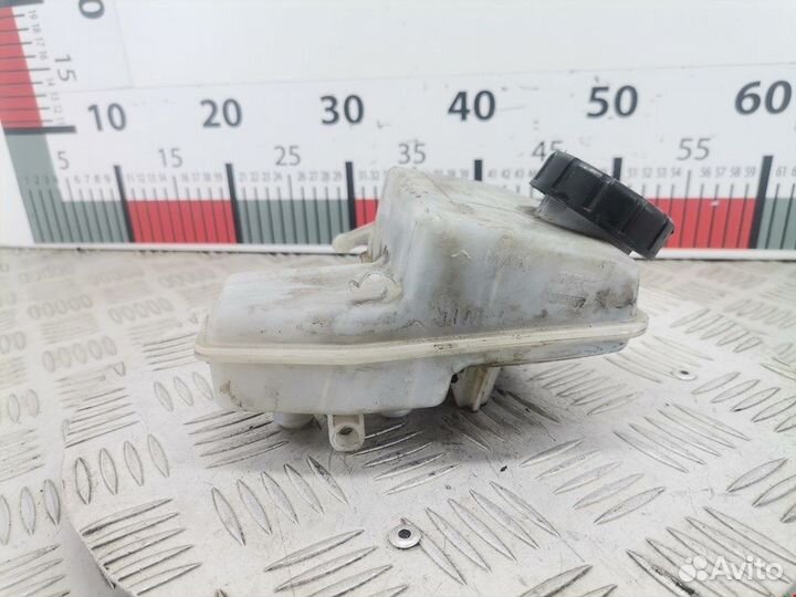 Бачок тормозной жидкости для Opel Zafira B