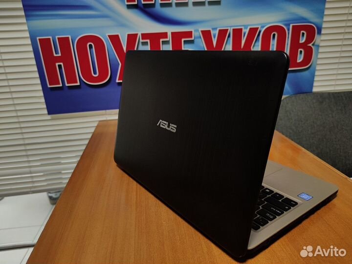 Ноутбук Asus / 4 ядра / geforce 2gb gddr5 / ssd256