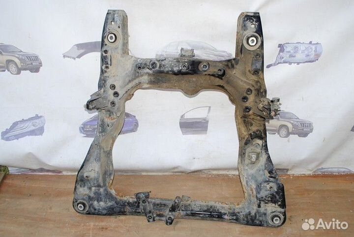 Подрамник передний Honda Accord 8