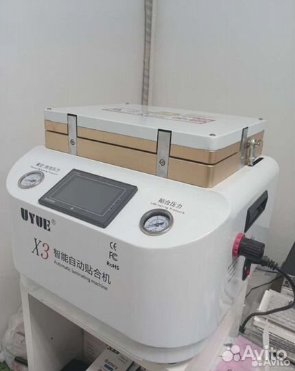 Станок для переклейки дисплеев uyue X3
