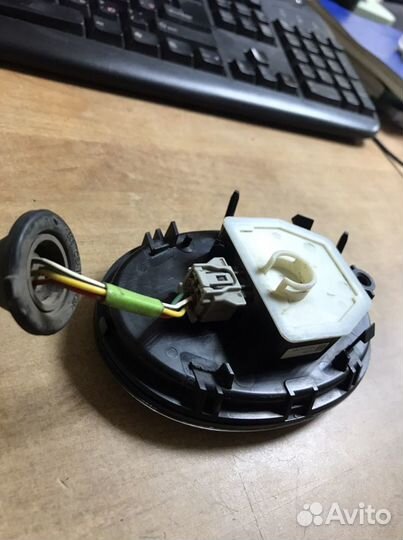 Эмблема с датчиком в багажник Lexus RX 4 15г+