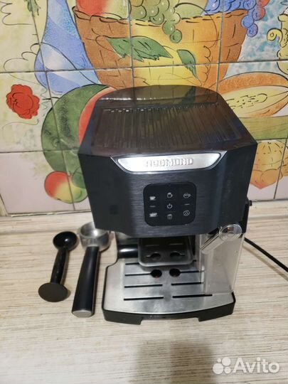 Кофемашина redmond rcm 1511