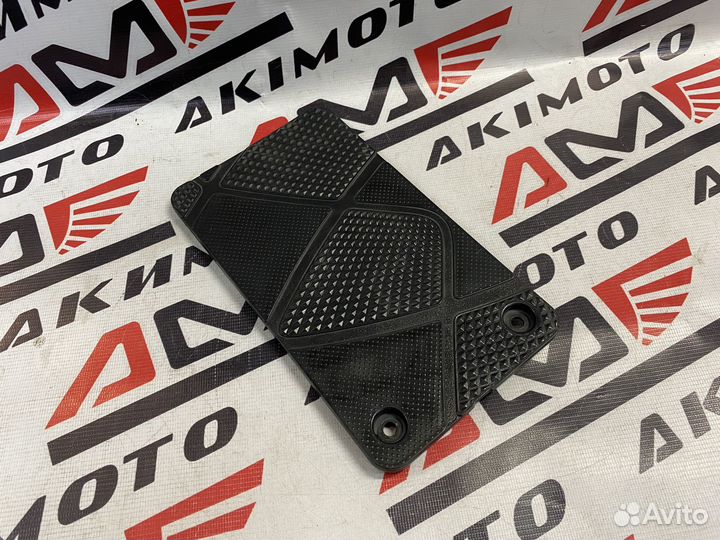 Крышка акб Suzuki Address V50